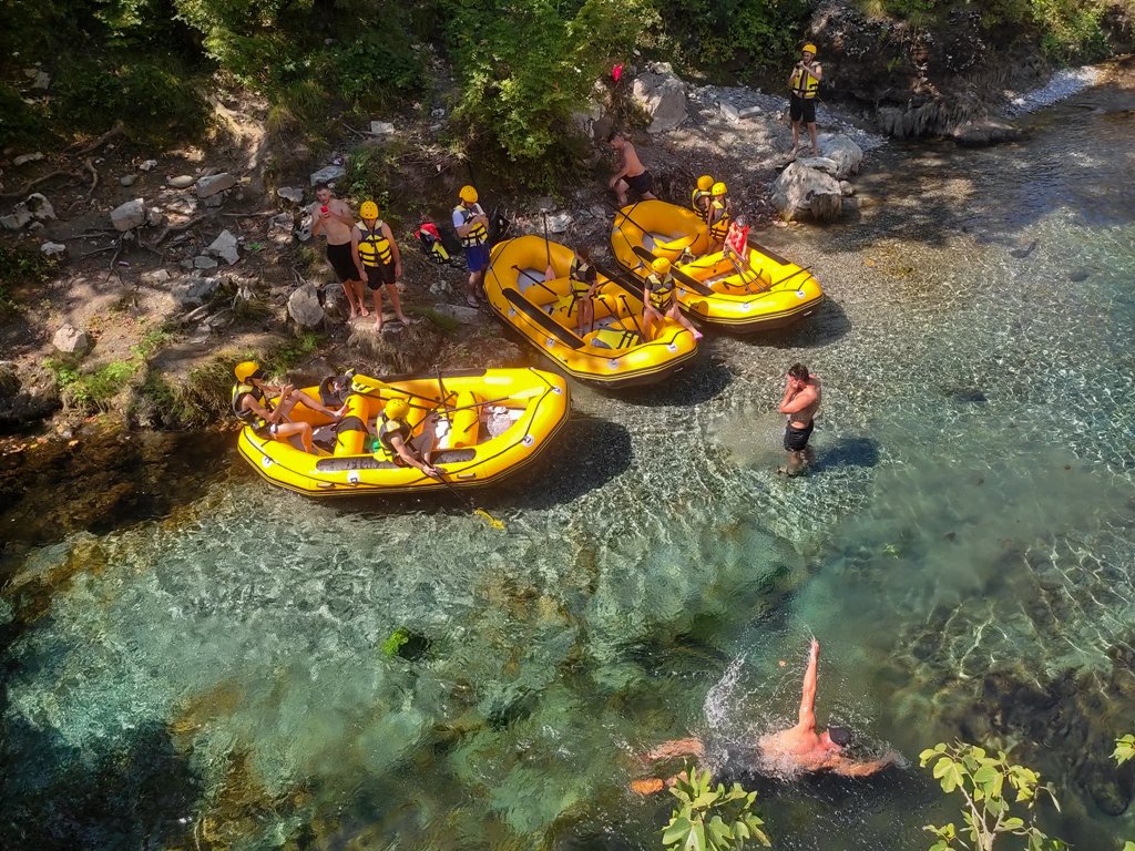 Rafting in the Kelcyra Canyon - Image 7